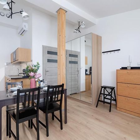 Kazimierz Apartments Near Wawel Royal Castle By Renters 克拉科夫 外观 照片
